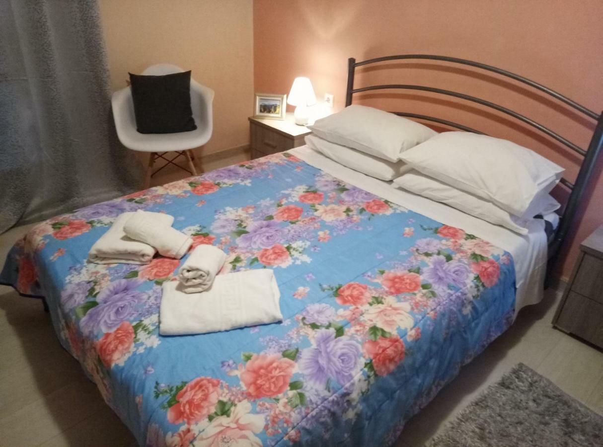 Beautiful Apartment In The Heart Of The City Corfu  Exterior photo
